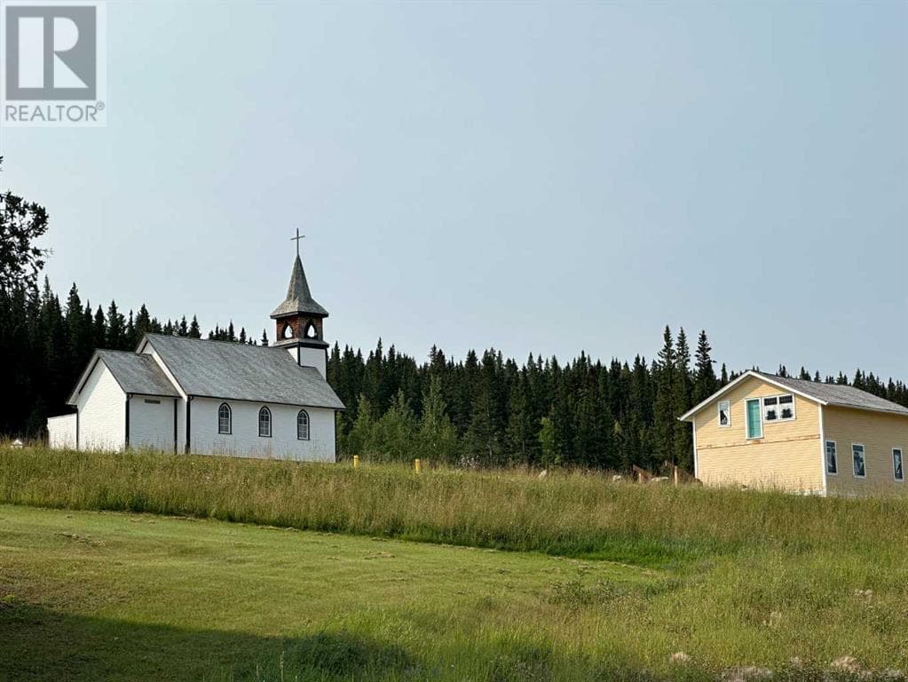 140 Centre Street — Nordegg, Alberta - Main photo