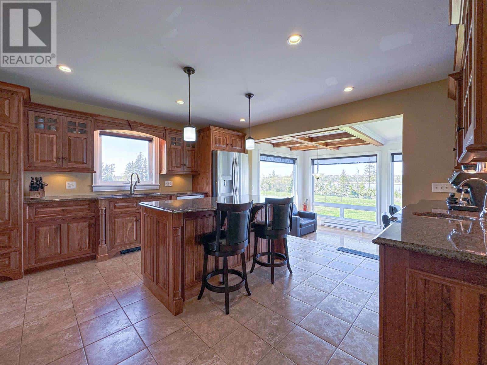 102 Patti Lane — Fort Augustus, Prince Edward Island - Photo 5 of 42