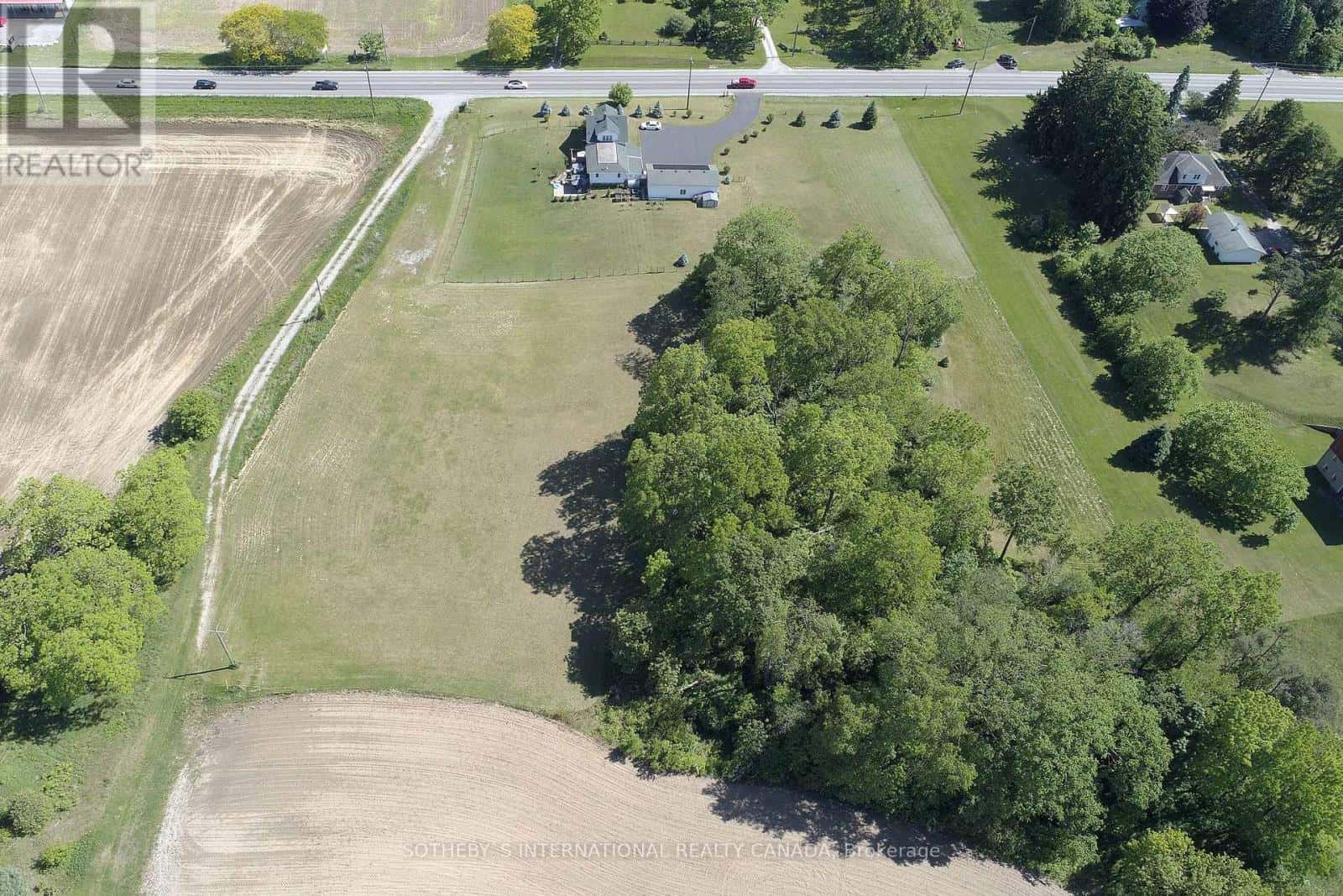 589 HIGHWAY 6 — Norfolk (Port Dover), Ontario - Photo 2 of 11