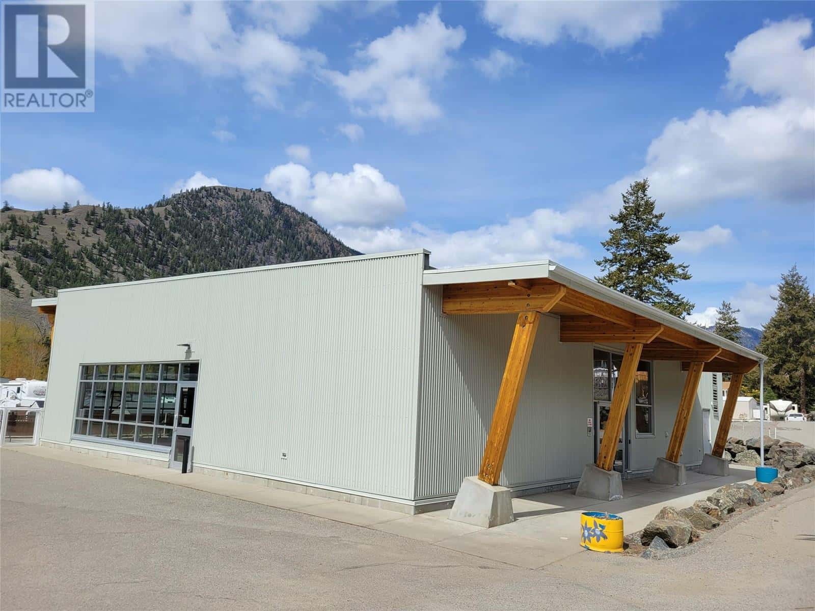 4354 Highway 3 Unit# 36 — Keremeos, British Columbia - Photo 4 of 26