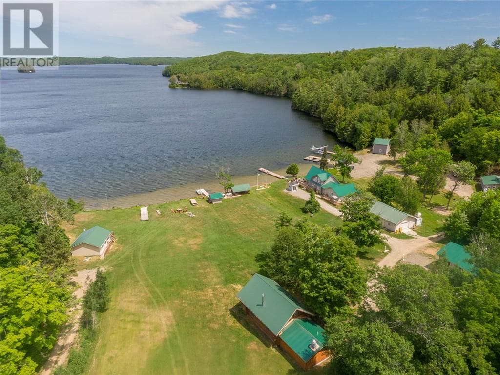 0 Panache Lake Mountain Cove Lodge — Espanola, Ontario - Main photo