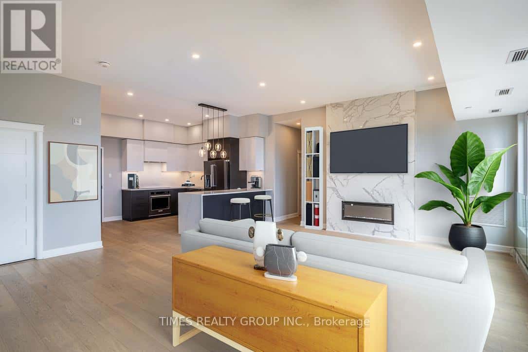 903 - 195 HUNTER STREET E — Peterborough (Ashburnham Ward 4), Ontario - Photo 3 of 13