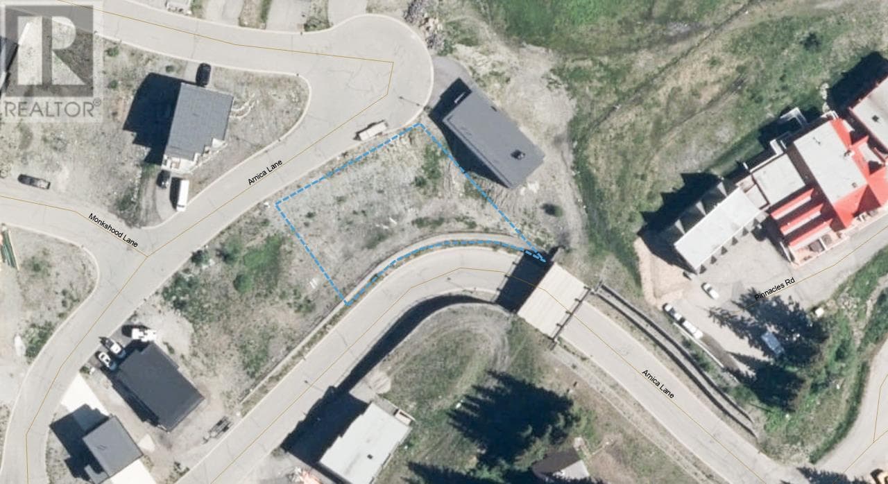 440 & 450 Arnica Lane — Silver Star, British Columbia - Main photo