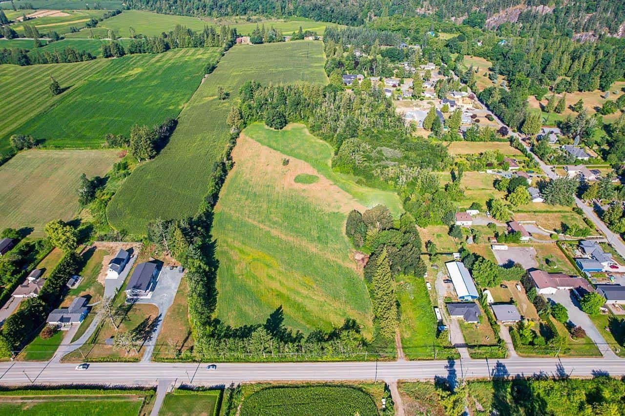 3705 HOT SPRINGS ROAD, Agassiz — Agassiz, British Columbia - Photo 4 of 15