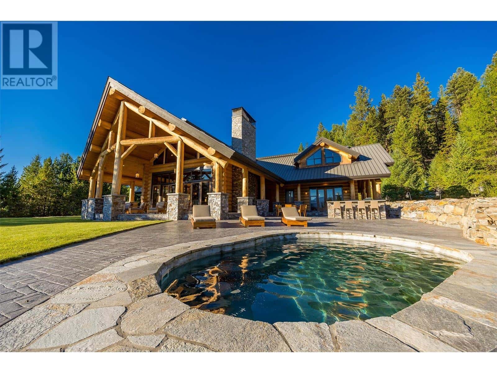 585 Beaver Creek Road — Beaverdell, British Columbia - Photo 4 of 63