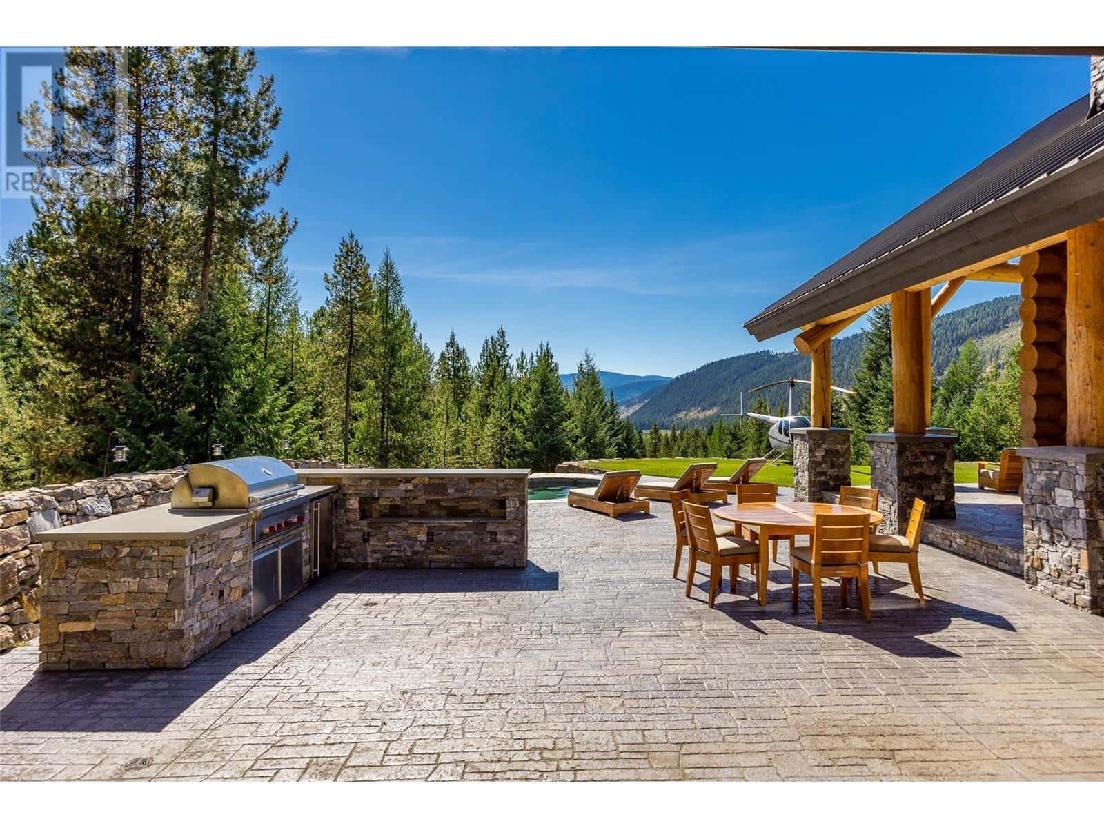 585 Beaver Creek Road — Beaverdell, British Columbia - Photo 5 of 63