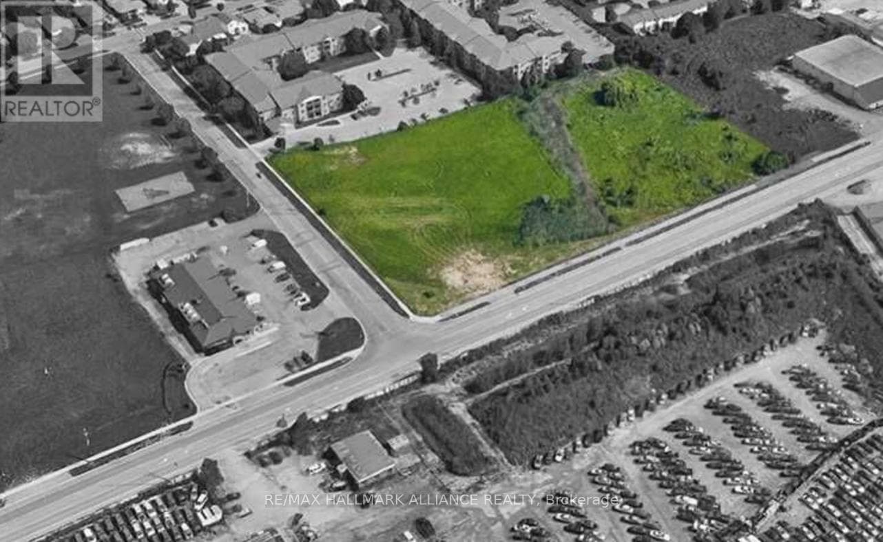 443 GLENDALE AVENUE — St. Catharines (Secord Woods), Ontario - Main photo