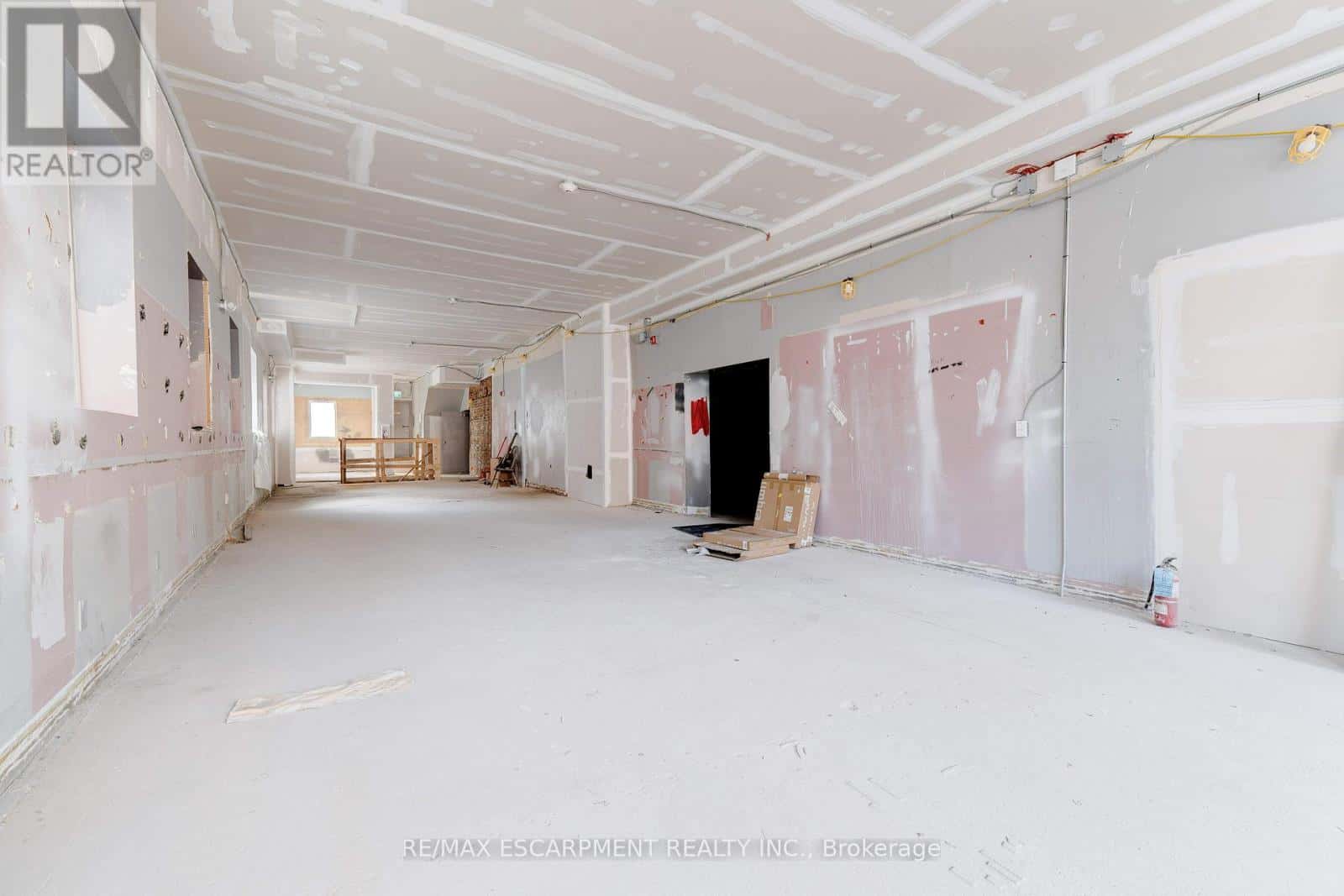 Hamilton (Corktown), Ontario — Hamilton (Corktown), Ontario - Photo 5 of 15