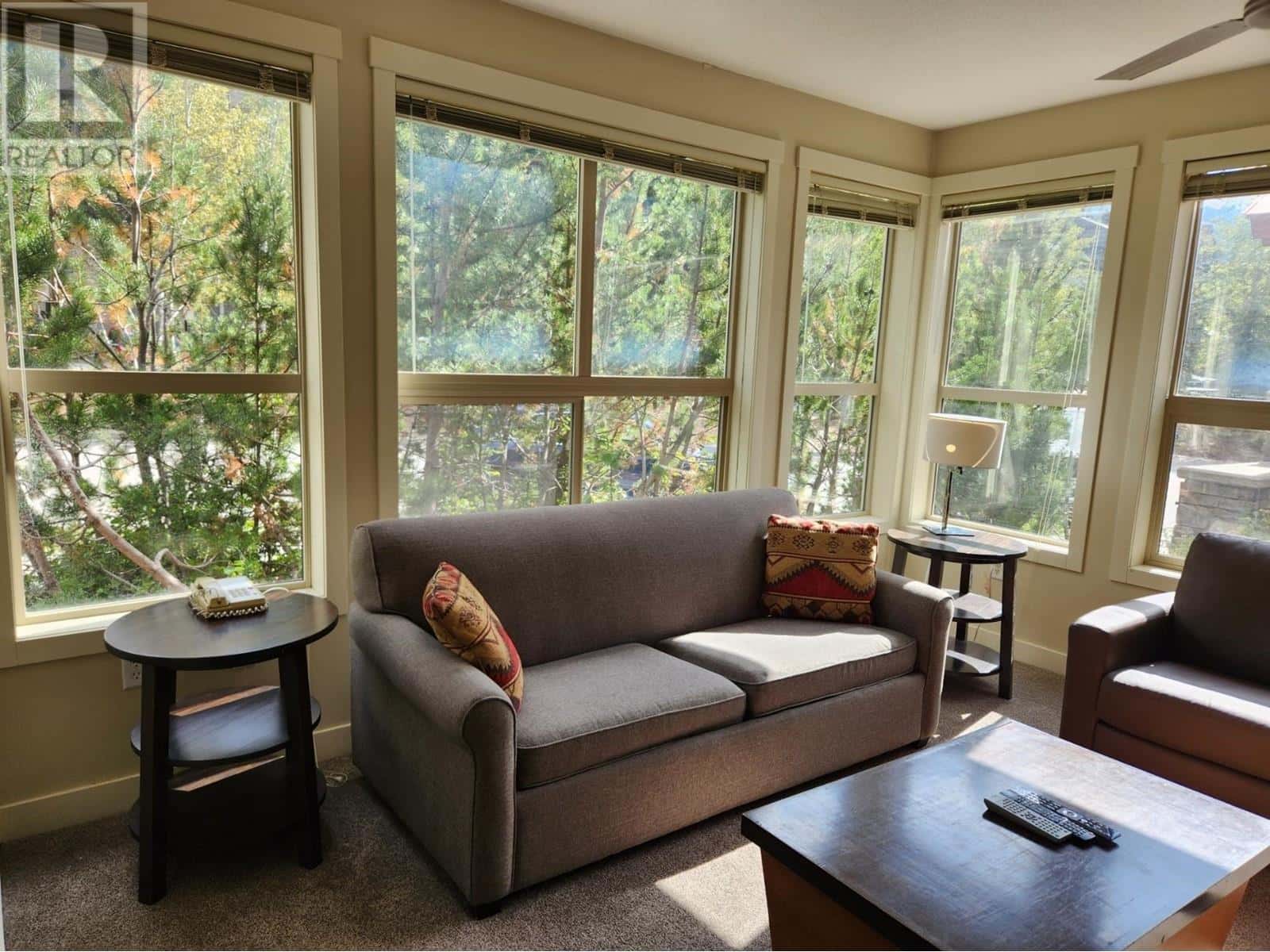 2049 SUMMIT Drive Unit# 211A — Panorama, British Columbia - Photo 3 of 18