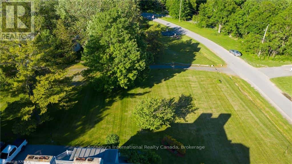 4 STARR PLACE — Kingston (Kingston East (Incl CFB Kingston)), Ontario - Photo 4 of 12