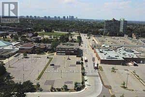 Mississauga (Sheridan), Ontario — Mississauga (Sheridan), Ontario - Photo 5 of 11