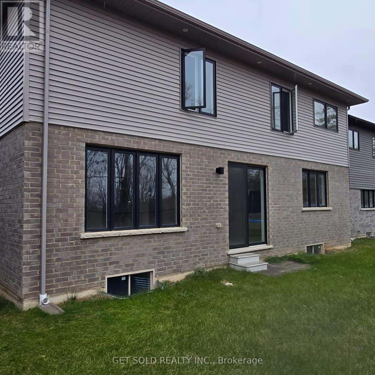 133 COURT DRIVE — Brant (Paris), Ontario - Photo 4 of 21