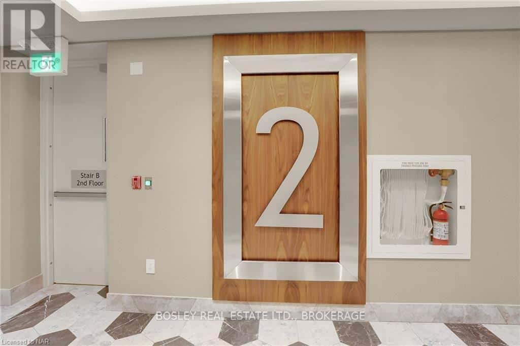 Fort Erie (Crystal Beach), Ontario — Fort Erie (Crystal Beach), Ontario - Photo 4 of 21