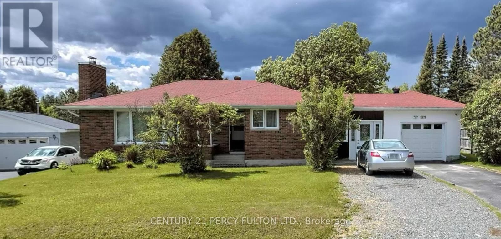 37 BIRCH CRESCENT — Temagami, Ontario - Main photo