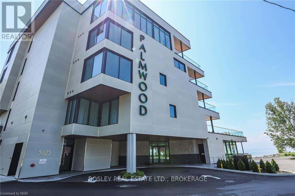 Fort Erie (Crystal Beach), Ontario — Fort Erie (Crystal Beach), Ontario - Photo 2 of 21