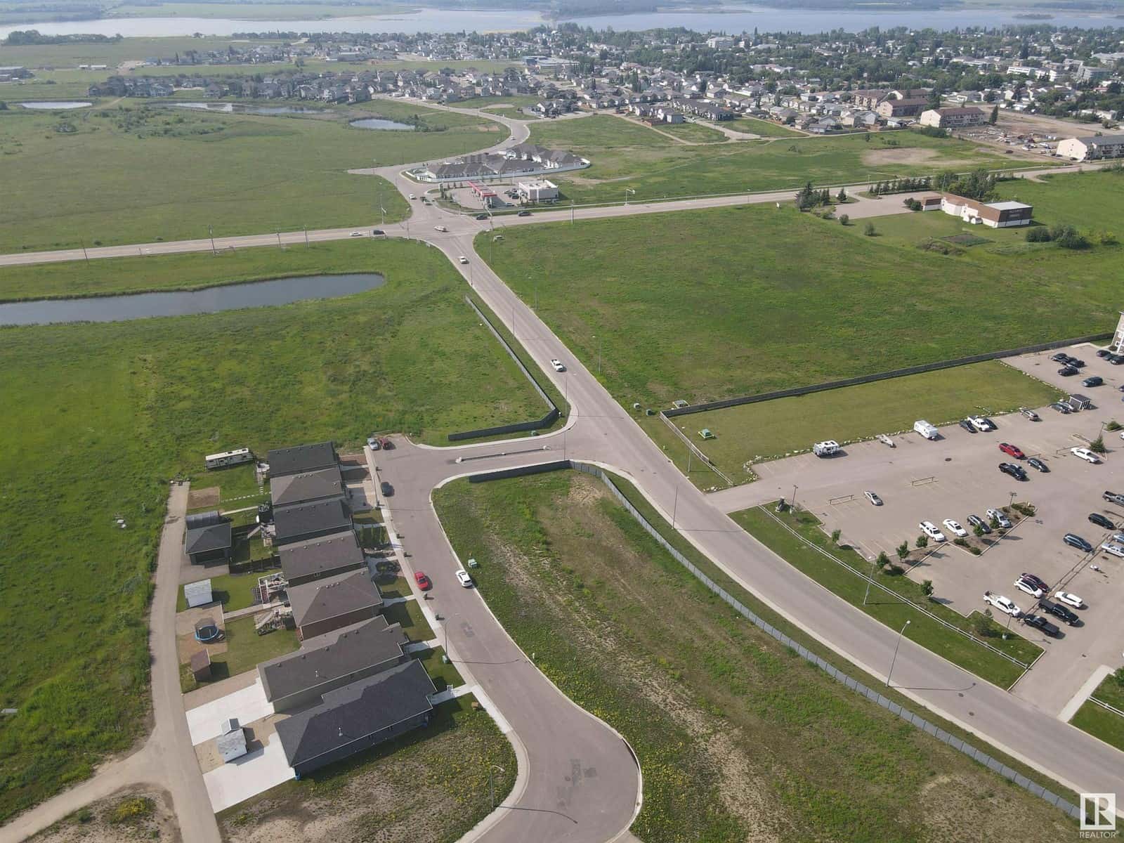 5204 36A ST — Bonnyville Town, Alberta - Photo 2 of 7