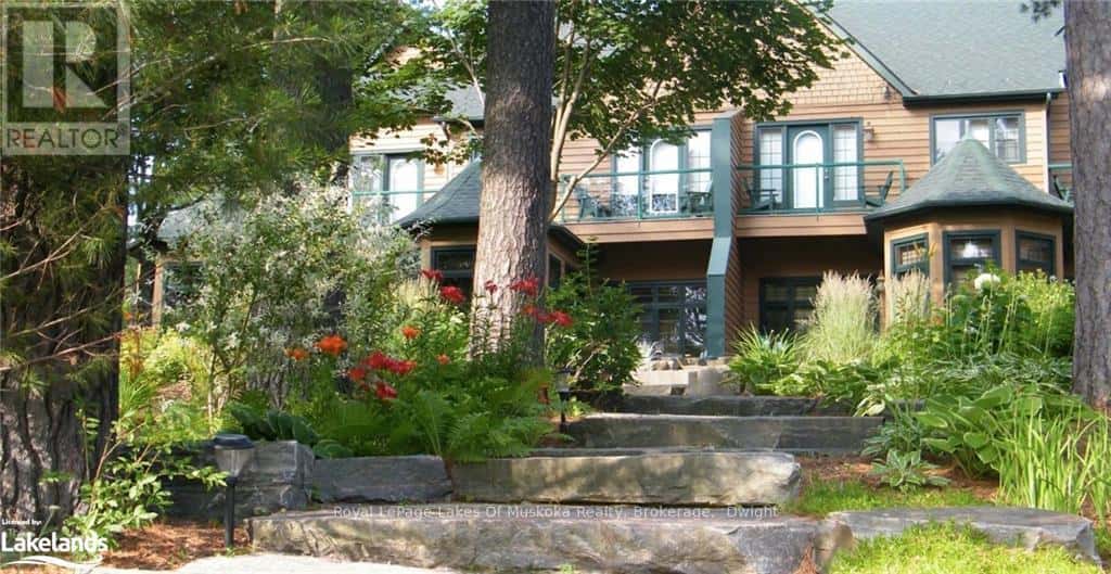 8 FXD W - 1111 DWIGHT BEACH ROAD — Lake of Bays (Franklin), Ontario - Photo 2 of 74