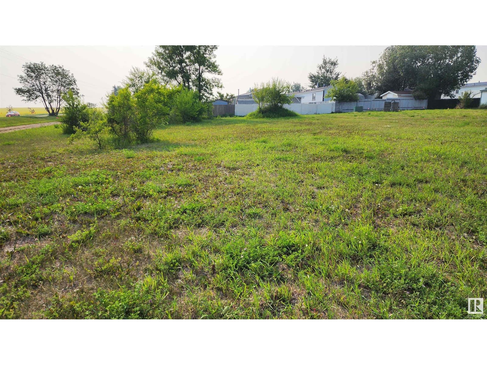 5002 55 ST — Elk Point, Alberta - Main photo