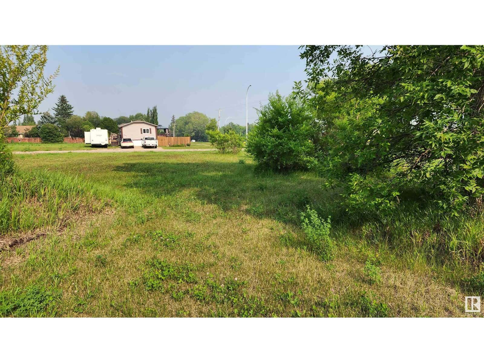 5002 55 ST — Elk Point, Alberta - Photo 5 of 5