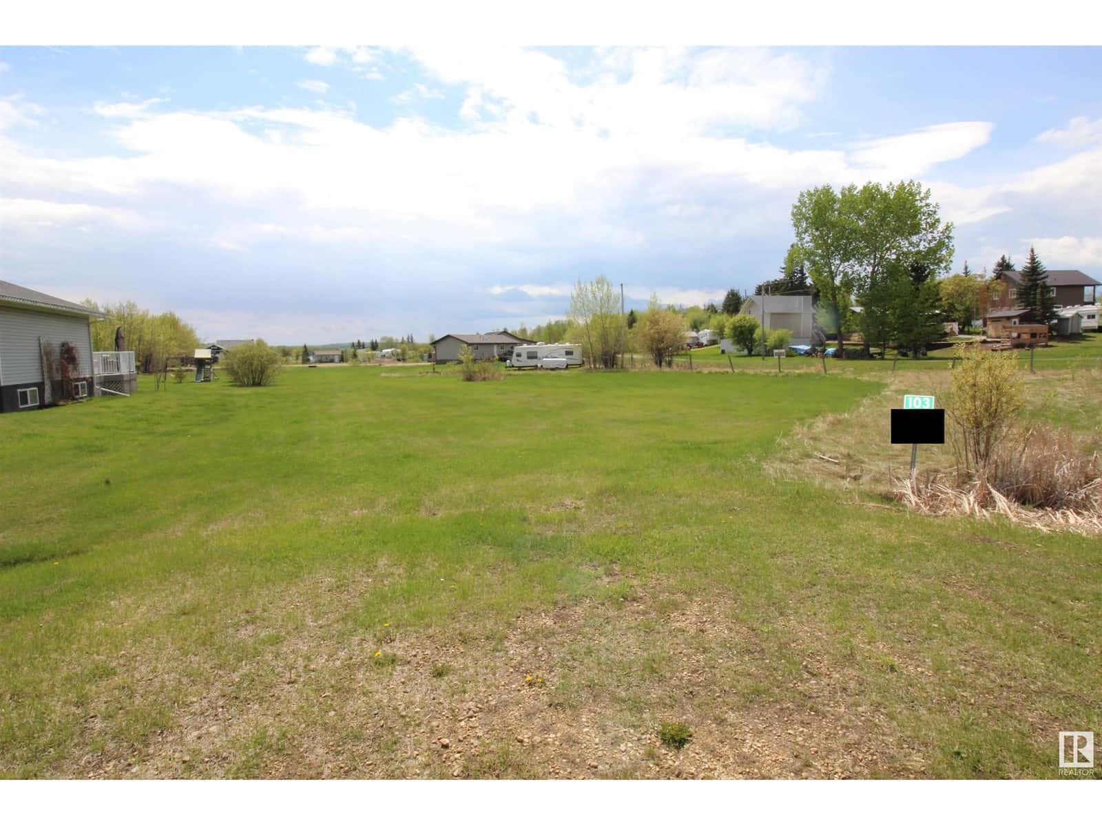 103 57330 Range Road 30 — Rural Barrhead County, Alberta - Photo 3 of 7