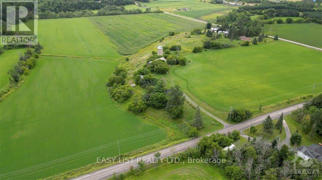 2691 CANAAN ROAD — Clarence-Rockland, Ontario - Photo 2 of 24