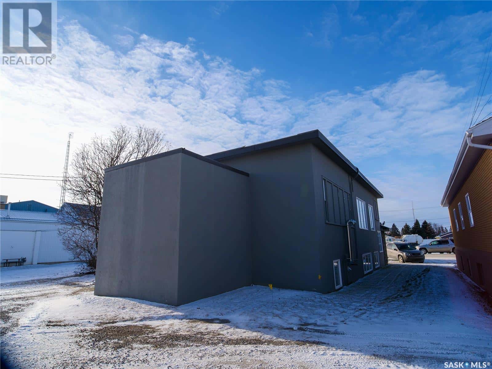 52 Main STREET — Shellbrook, Saskatchewan - Photo 5 of 39