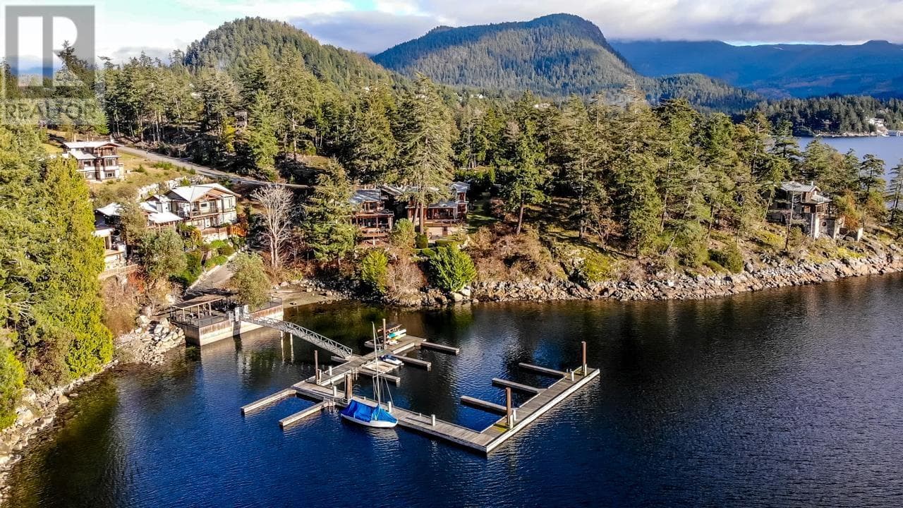 LOT 19 PINEHAVEN WAY — Pender Harbour, British Columbia - Main photo