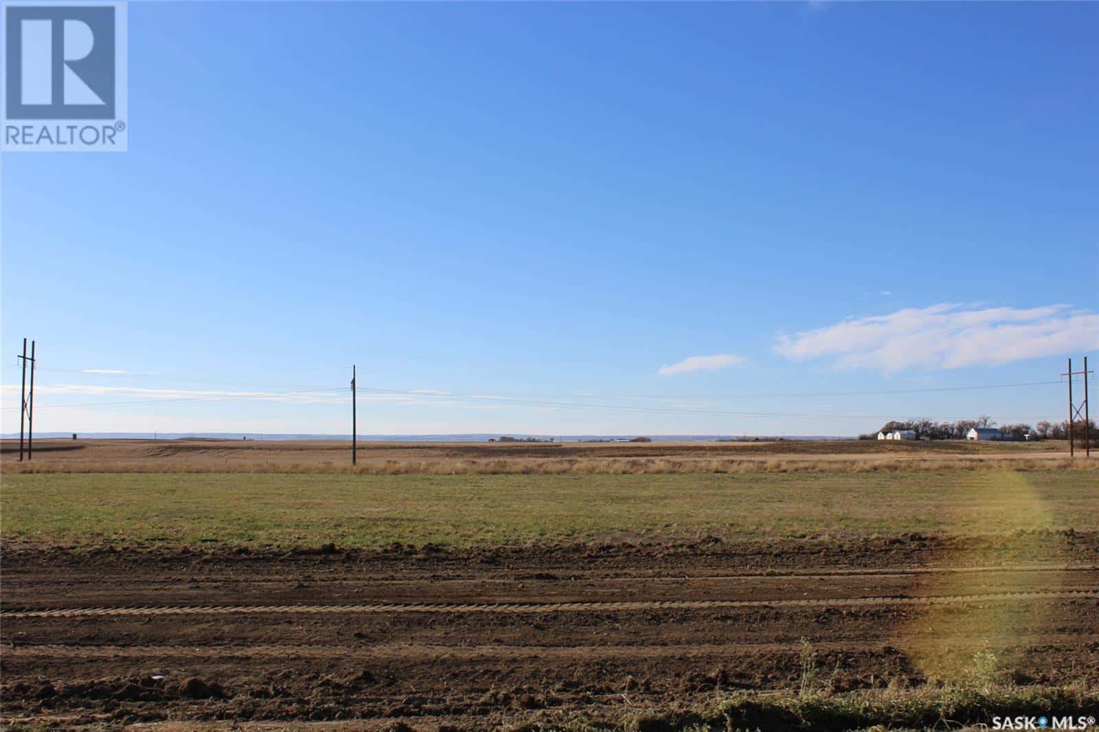 751 Horsey ROAD — Shaunavon, Saskatchewan - Photo 4 of 7