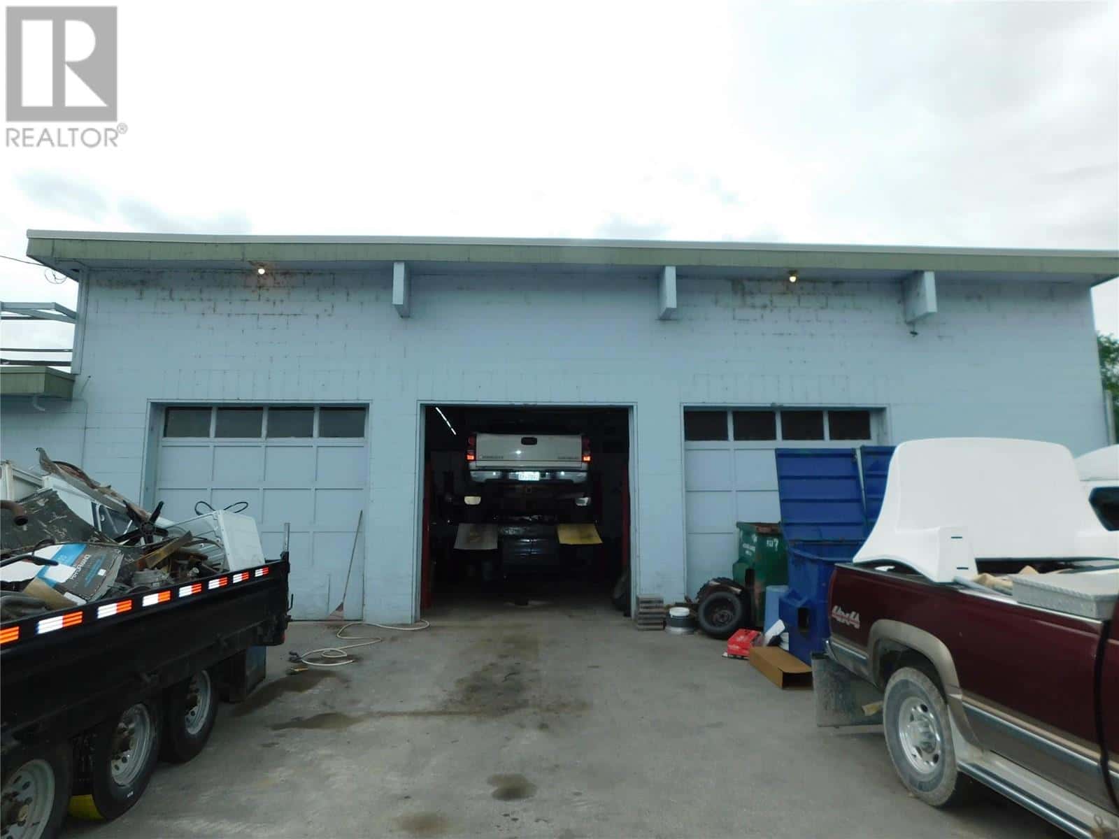 5129 9TH Avenue — Okanagan Falls, British Columbia - Photo 2 of 9