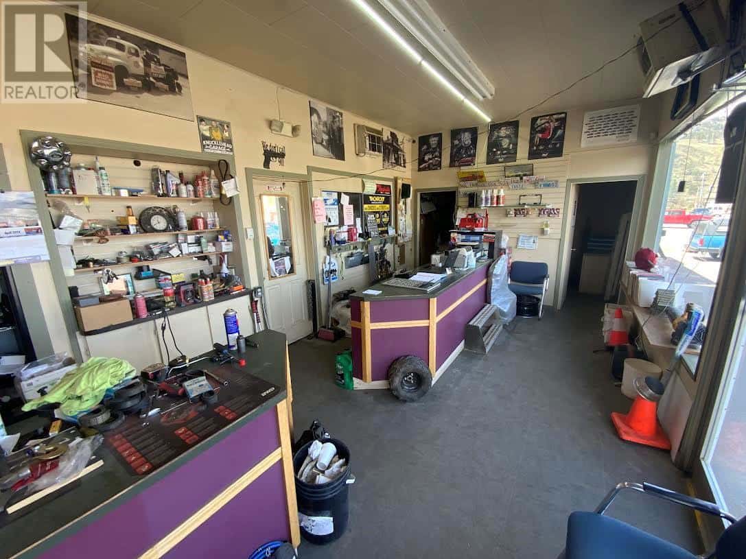 5129 9TH Avenue — Okanagan Falls, British Columbia - Photo 3 of 9