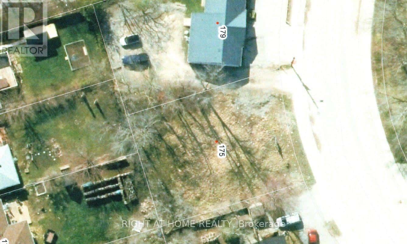 175 SIMCOE AVENUE — Georgina (Keswick North), Ontario - Photo 2 of 4