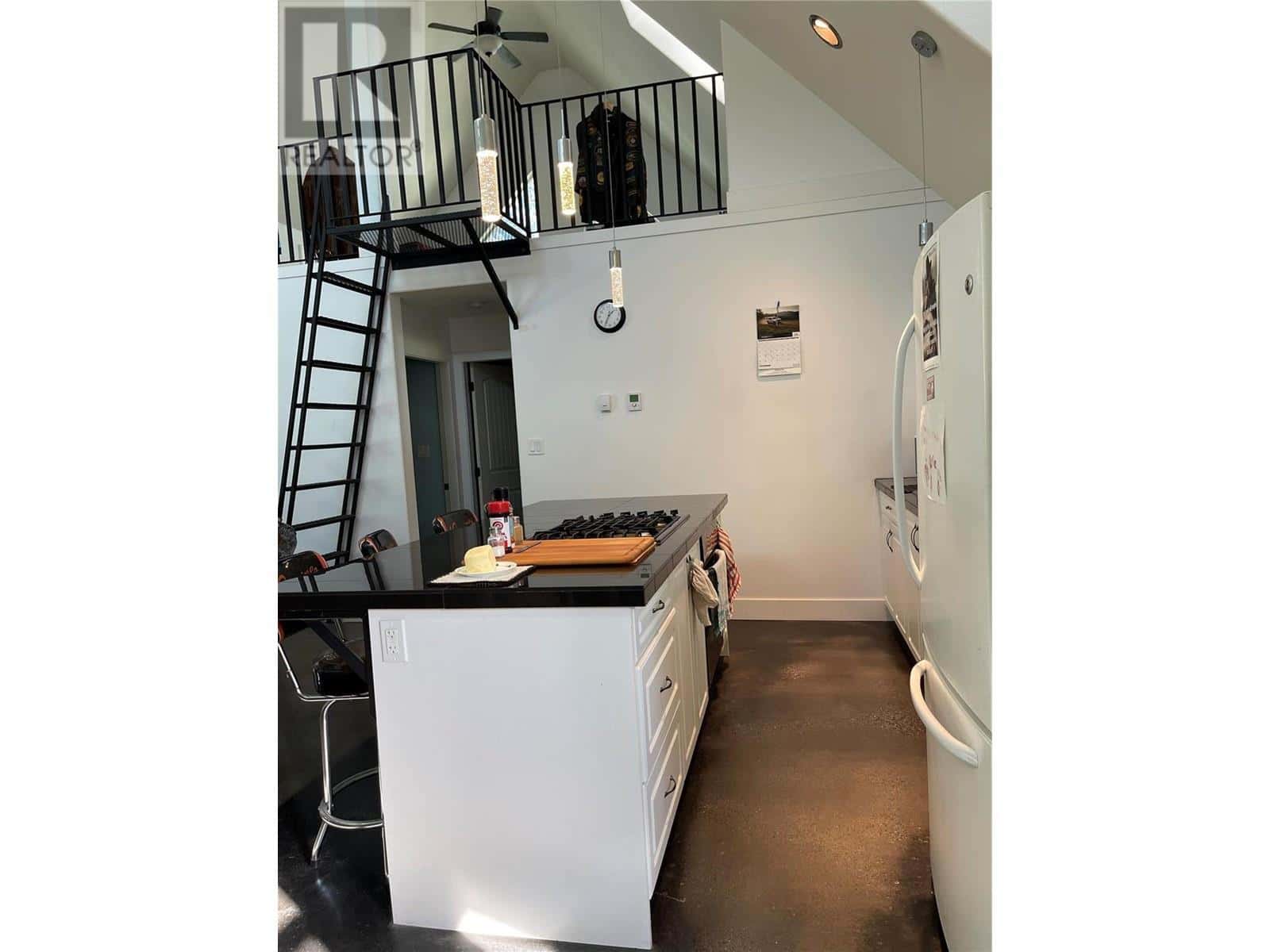 5763 Ponderosa Road — Falkland, British Columbia - Photo 5 of 22