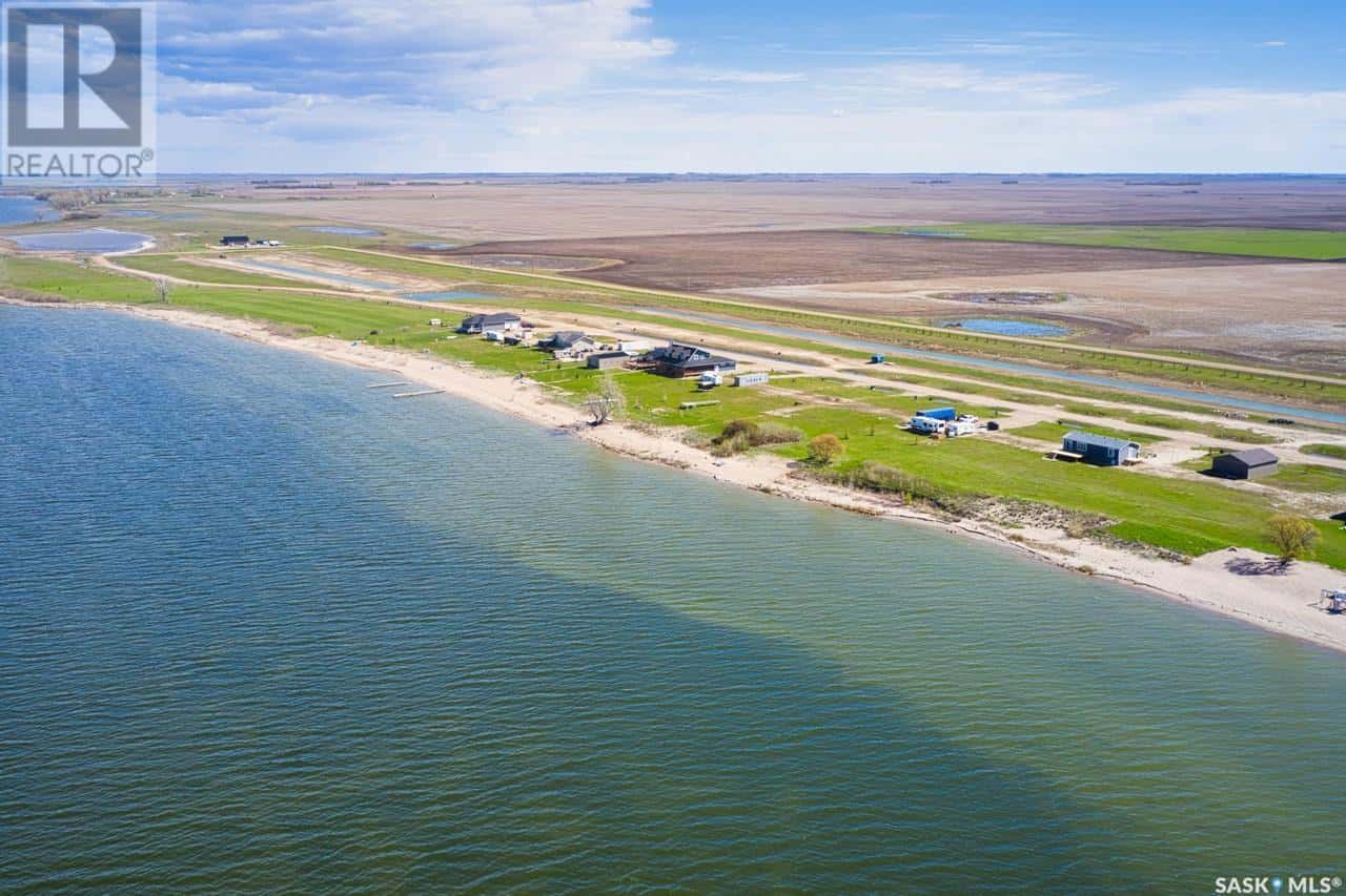 104 Sunset Acres LANE — Last Mountain Valley RM No. 250, Saskatchewan - Photo 4 of 50