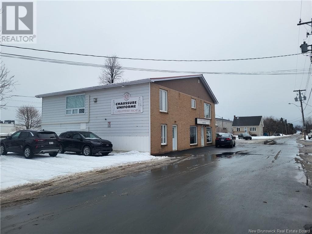 140 10 Eme Street — Shippagan, New Brunswick - Main photo