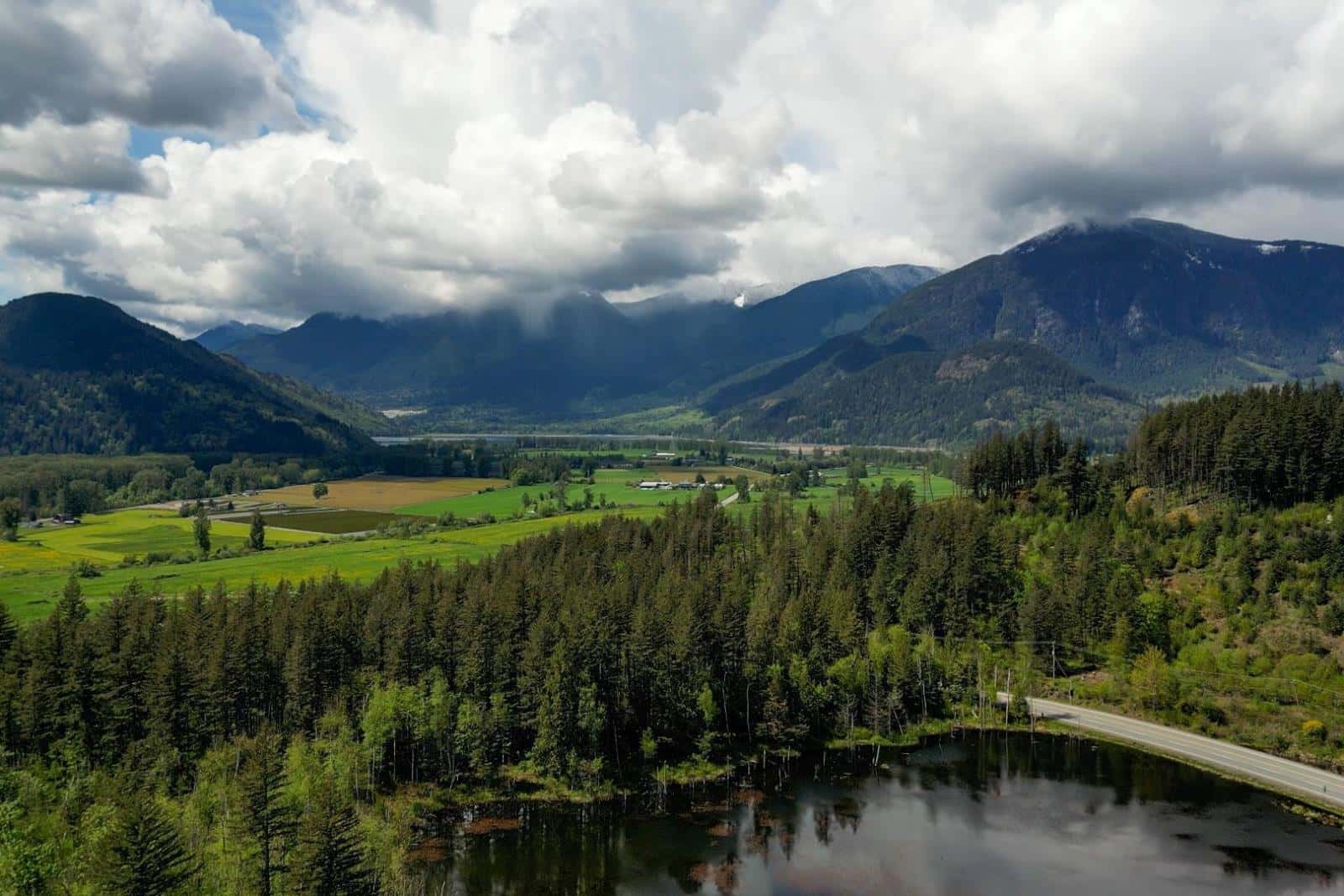 1724 LOUGHEED HIGHWAY, Mt Woodside — Agassiz, British Columbia - Photo 5 of 19