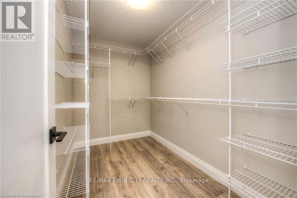 63 WEYMOUTH STREET — Woolwich, Ontario - Photo 3 of 28