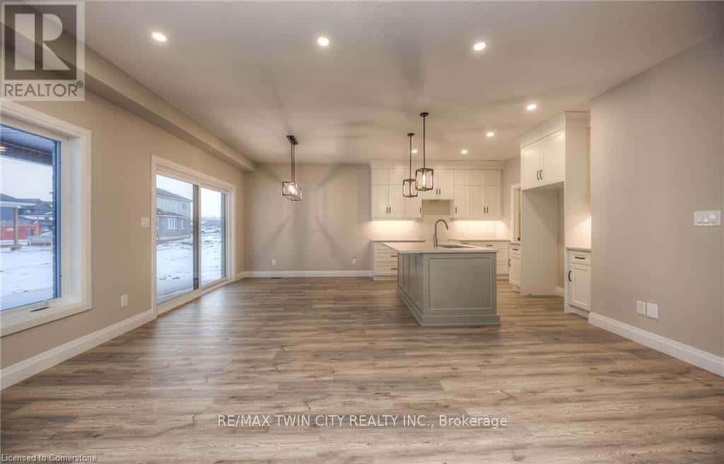 63 WEYMOUTH STREET — Woolwich, Ontario - Photo 4 of 28