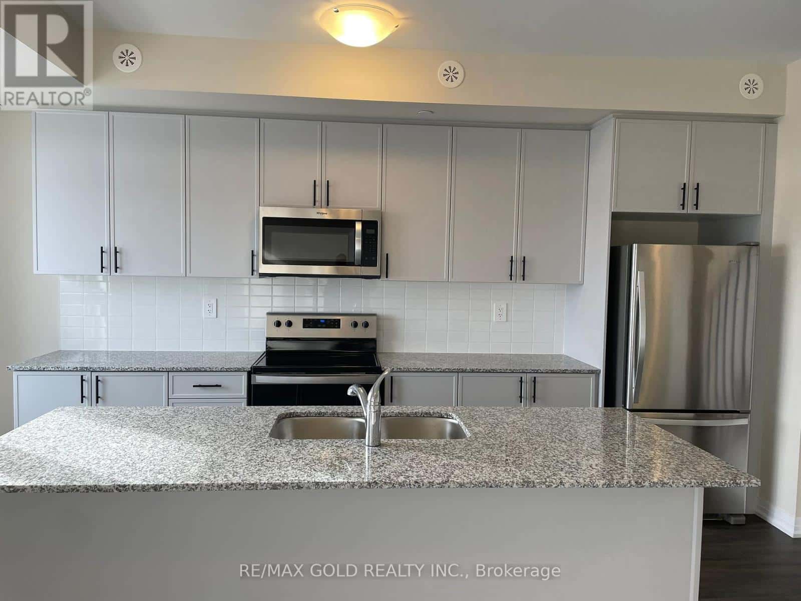 414 - 1581 ROSE WAY — Milton (CB Cobban), Ontario - Photo 5 of 23