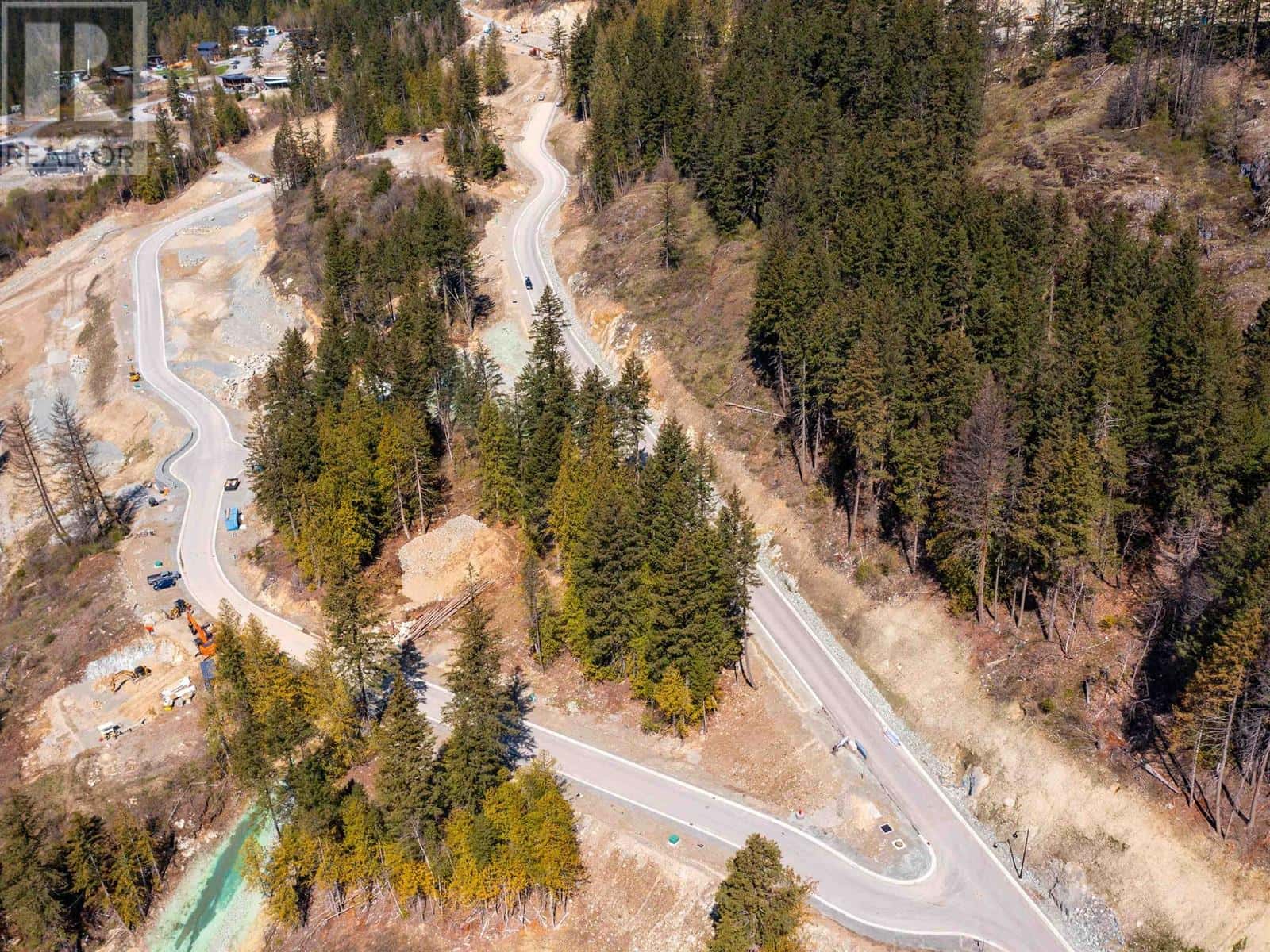 8203 MERLOT PEAK DRIVE — Pemberton, British Columbia - Photo 5 of 25