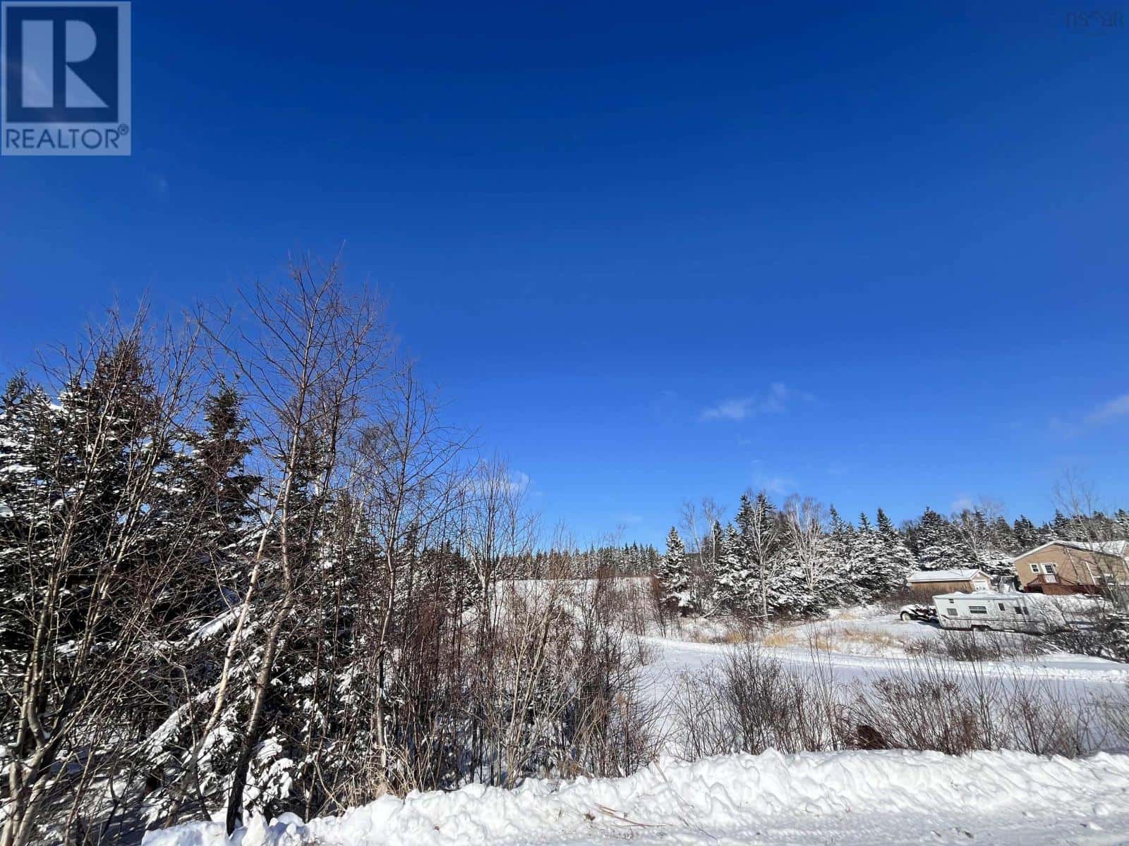 7 Hilltop Drive — Port Hastings, Nova Scotia - Photo 3 of 6