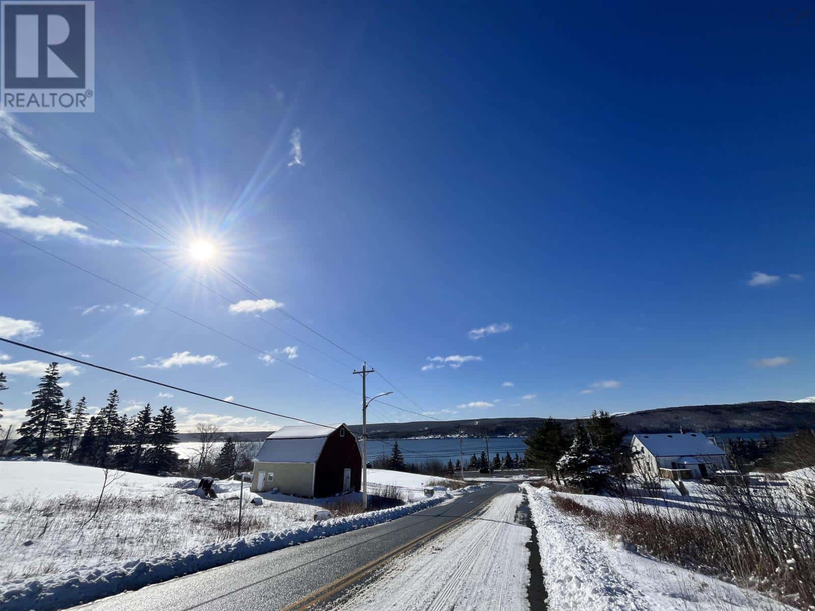 7 Hilltop Drive — Port Hastings, Nova Scotia - Photo 5 of 6