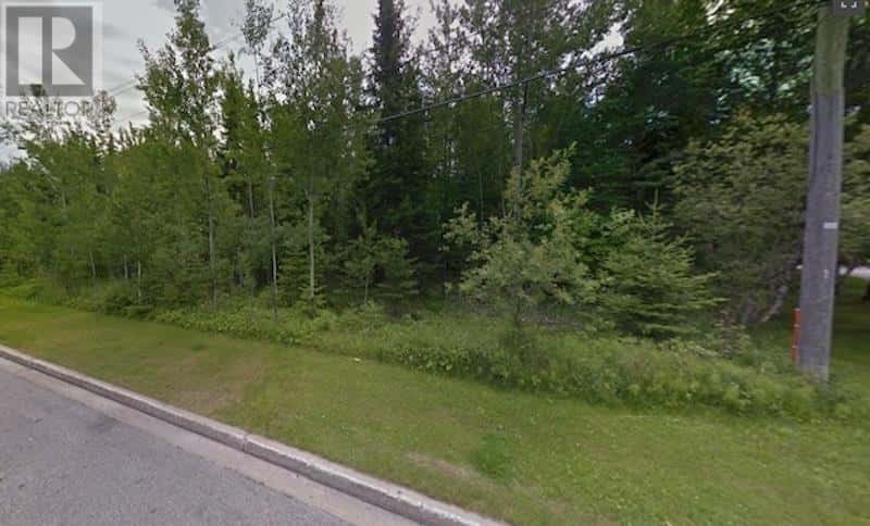 120 Lakeside DR — Dryden, Ontario - Photo 2 of 6