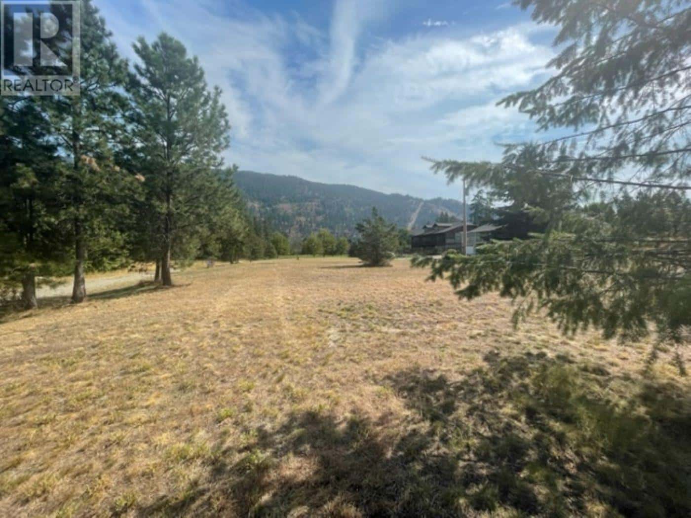 Lots 1 - 6 Central Avenue — Christina Lake, British Columbia - Photo 2 of 13