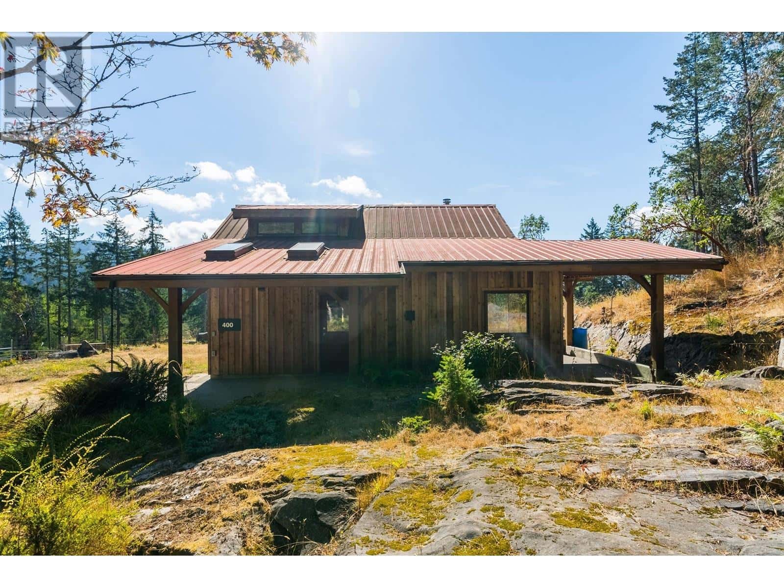 370-400 BAKER ROAD — Salt Spring Island, British Columbia - Photo 2 of 33