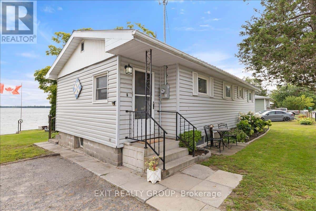 82 OUTLET ROAD — Prince Edward County (Athol Ward), Ontario - Photo 3 of 40