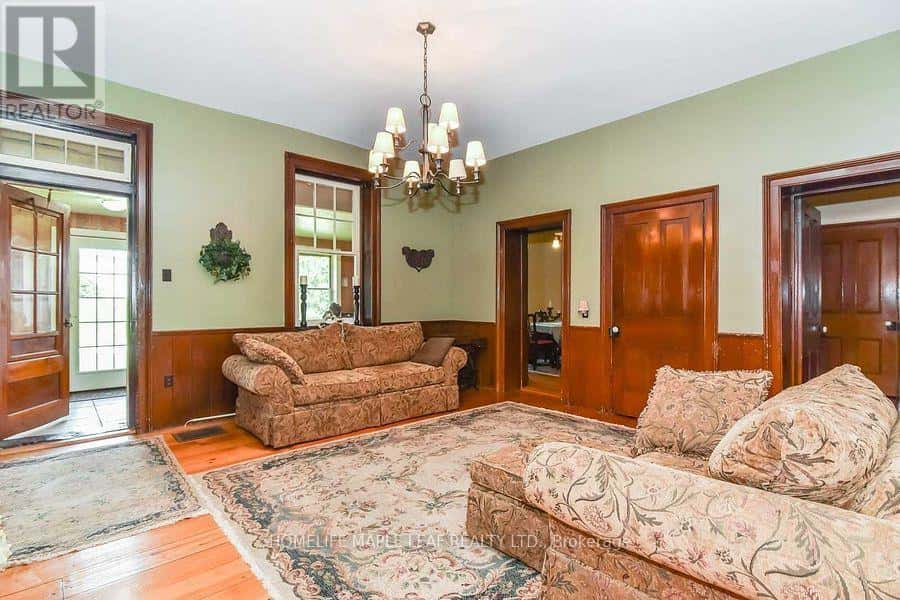 4162 HIGHWAY 6 ROAD — Puslinch, Ontario - Photo 2 of 17