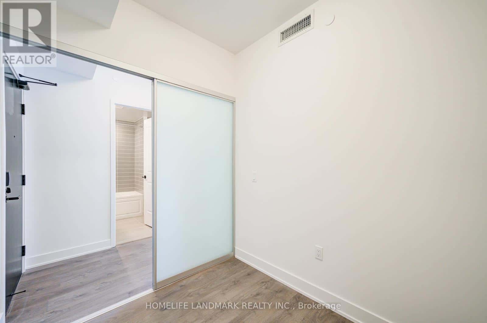 313 - 2333 KHALSA GATE — Oakville (WM Westmount), Ontario - Photo 5 of 41