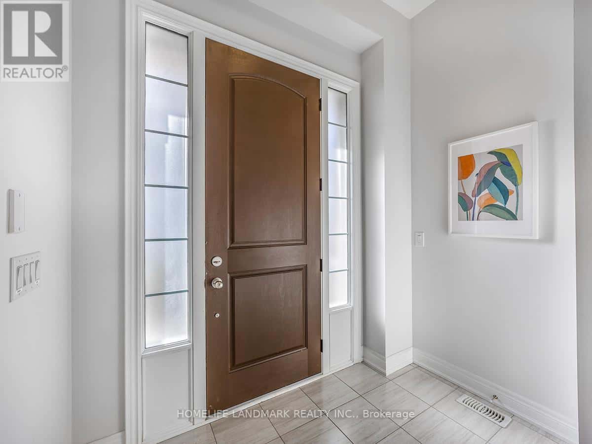 100 CHRISTINE ELLIOT AVENUE — Whitby, Ontario - Photo 3 of 29