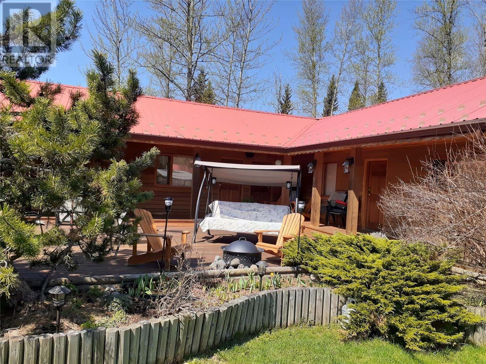 5177 CLEARWATER VALLEY Road — Clearwater, British Columbia - Photo 3 of 43