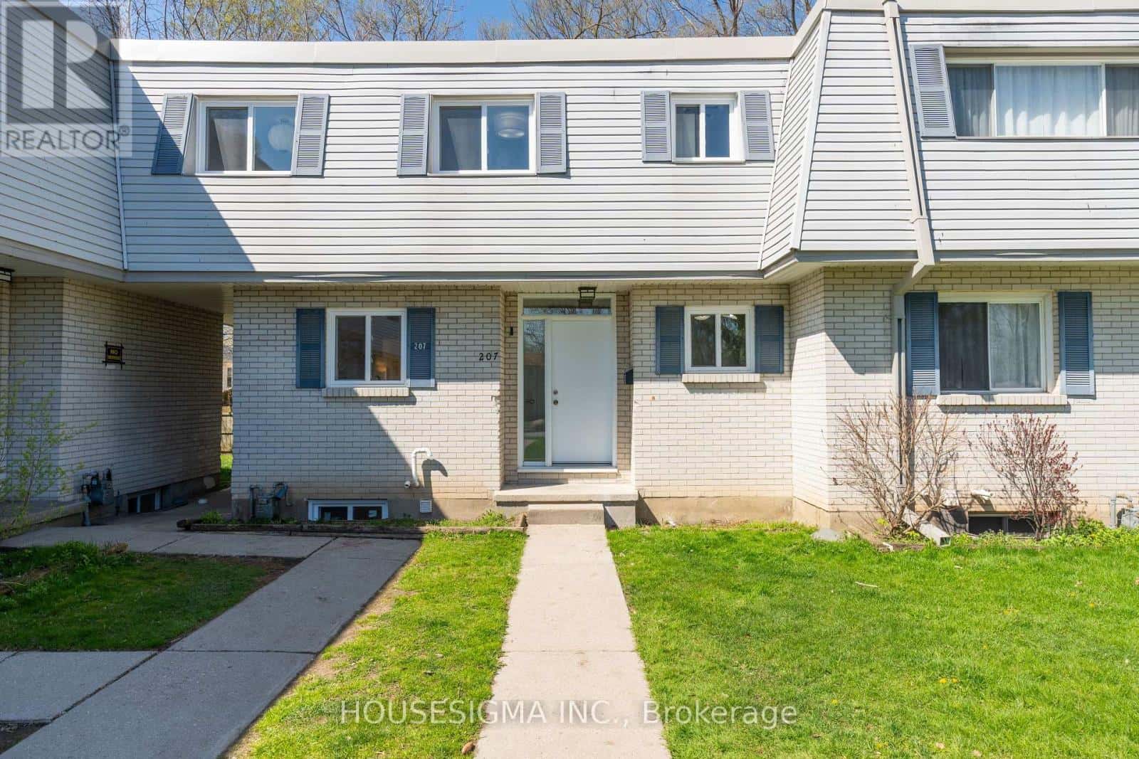 27 - 207 BOULLEE STREET — London East (East C), Ontario - Photo 2 of 39